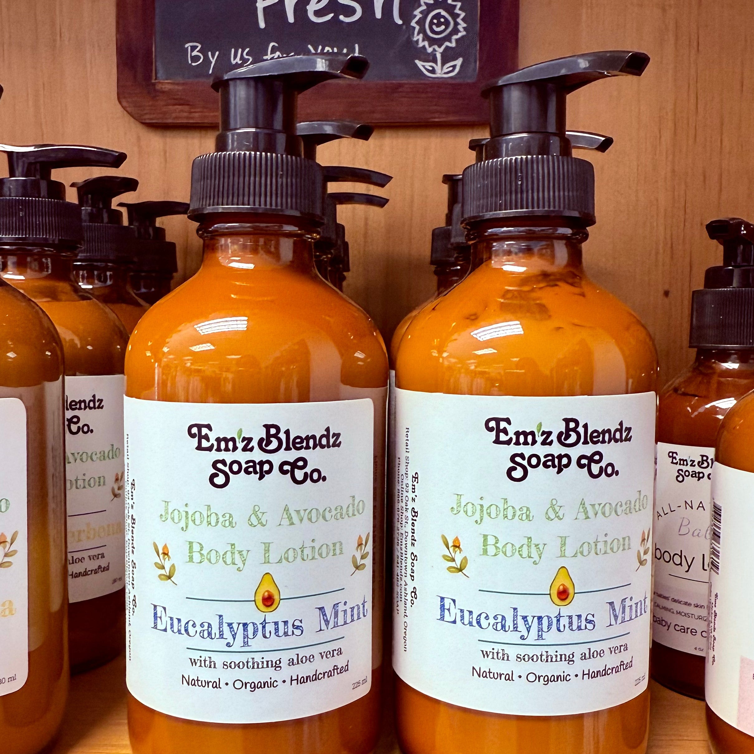 Eucalyptus Mint | Jojoba & Avocado Body Lotion | Daily Hydration    Em'z Blendz Soap Co.