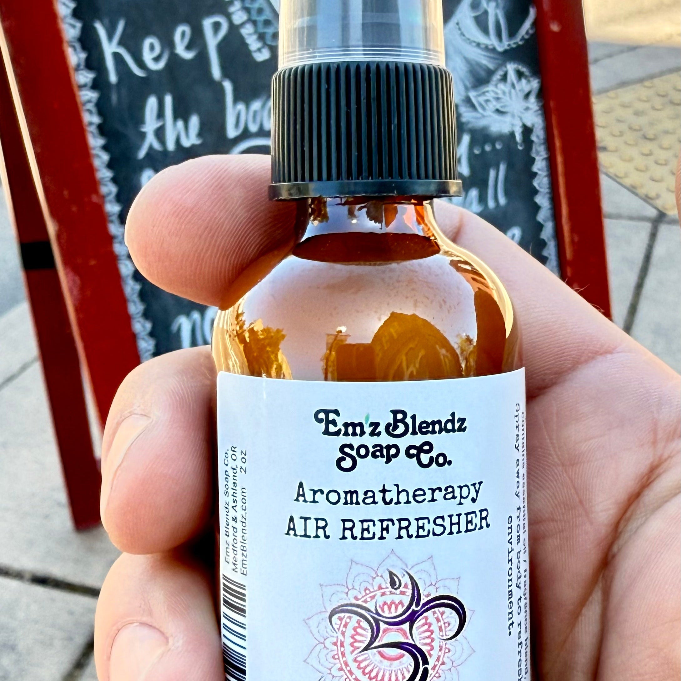 Sandalwood Vanilla Air Refresher – Balancing Bliss in Every Mist Em'z Blendz Soap Co.